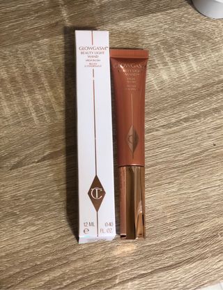 Charlotte Tilbury Glowgasm Beauty Light Wand