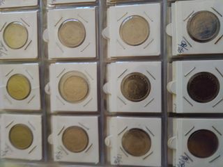 Monedas 2.50 y del Mundial se futbol del 82