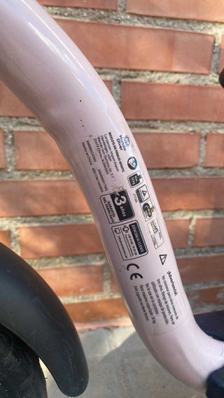 Bicicleta infantil sin pedales rosa