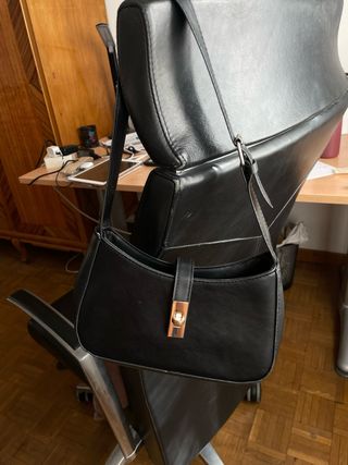 Bolso de hombro negro