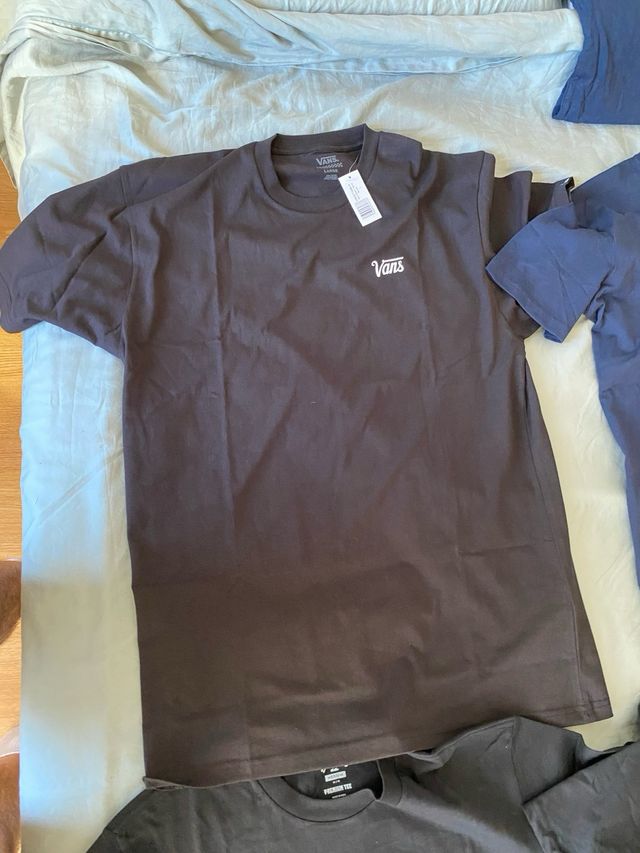 Lote 4 Camisetas Quiksilver, Billabong y Vans