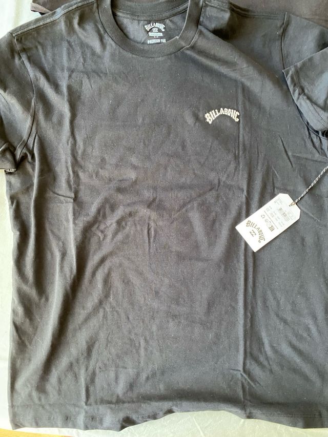 Lote 4 Camisetas Quiksilver, Billabong y Vans