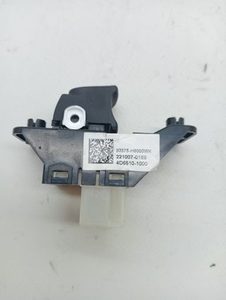 MANDO ELEVALUNAS DELANTERO DERECHO KIA RIO (YB)