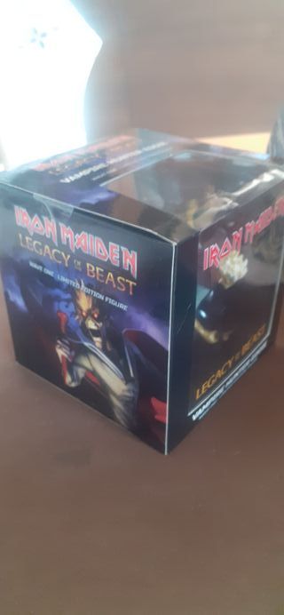 Figura Iron Maiden Legacy of the Beast Eddie