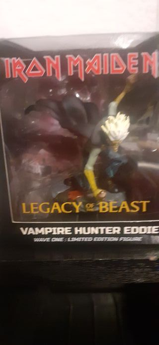 Figura Iron Maiden Legacy of the Beast Eddie