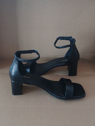 Sandalias New Yorker 