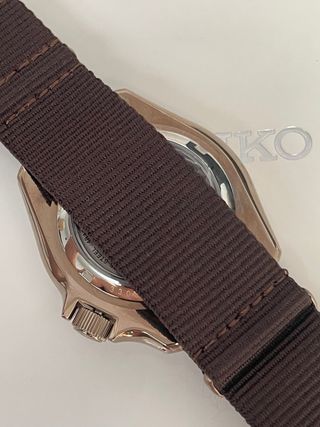 Reloj Seiko 5 Sport Brown SRPD85K1