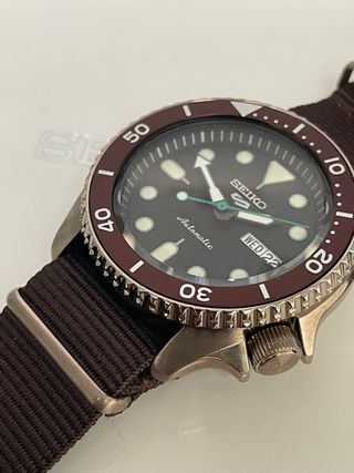 Reloj Seiko 5 Sport Brown SRPD85K1