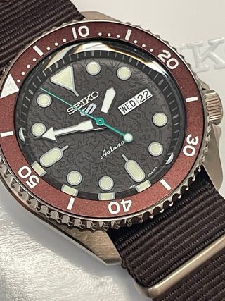 Reloj Seiko 5 Sport Brown SRPD85K1