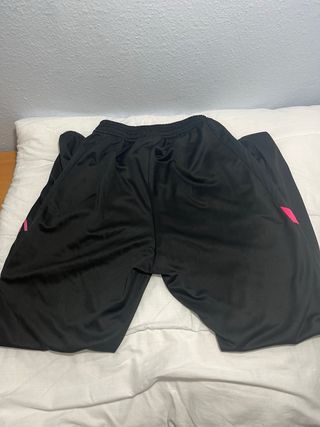 Chándal Jordan Negro y Rosa