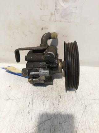 BOMBA SERVODIRECCION TOYOTA AVENSIS BERLINA (T25)