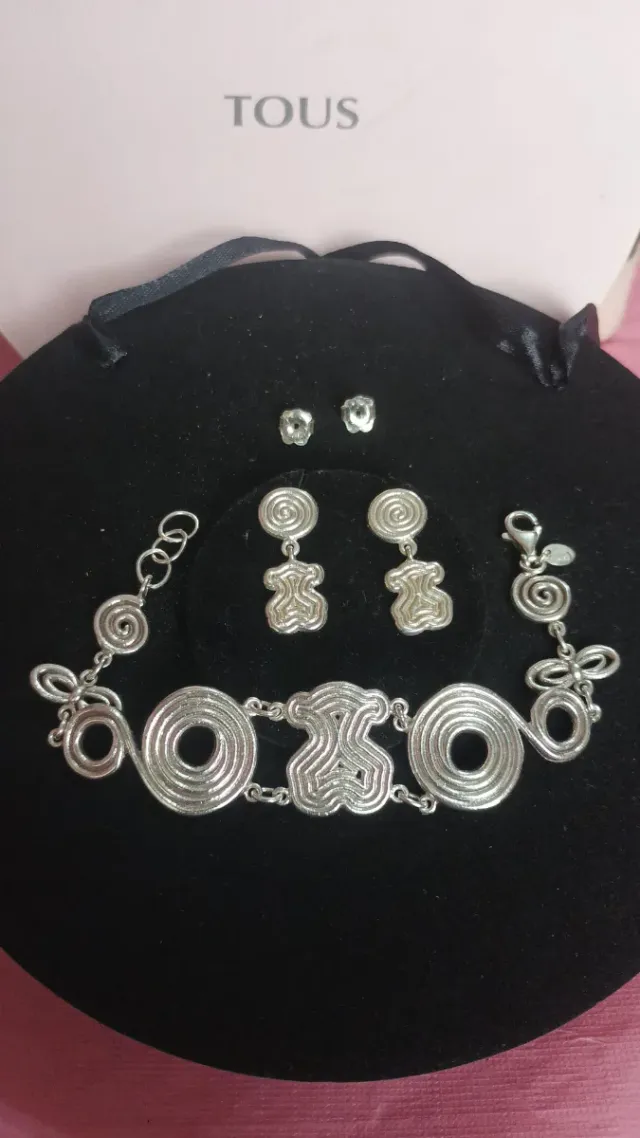 Conjunto Tous Pendientes y Pulsera Plata
