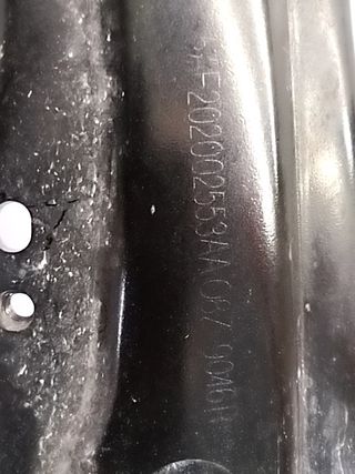 BRAZO SUSPENSION INFERIOR TRASERO DERECHO OMODA C5