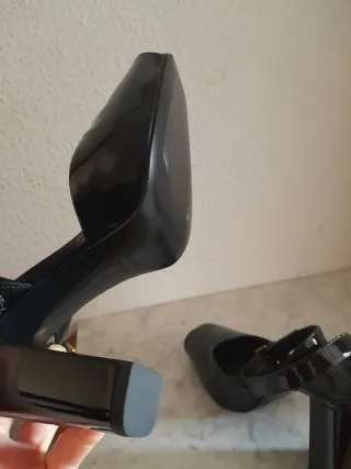 Zapatos Massimo Dutti Negros Tacón