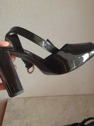 Zapatos Massimo Dutti Negros Tacón