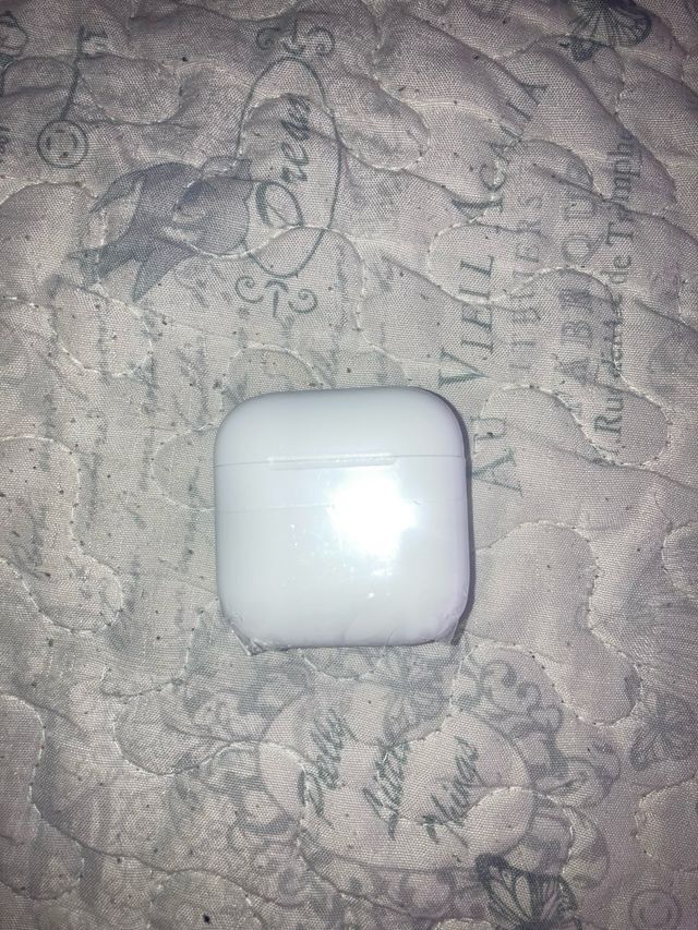 Cascos Inalámbricos Pro-4 Blancos