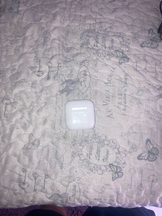 Cascos Inalámbricos Pro-4 Blancos