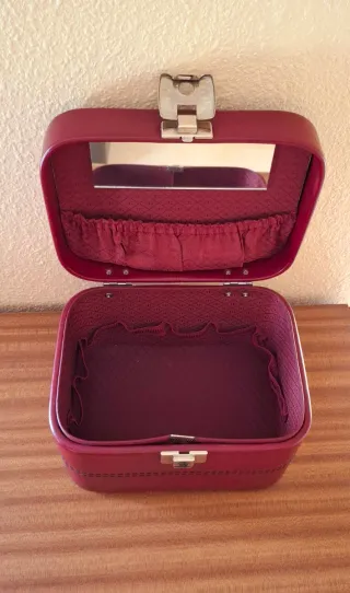Neceser maquillaje polipiel burdeo