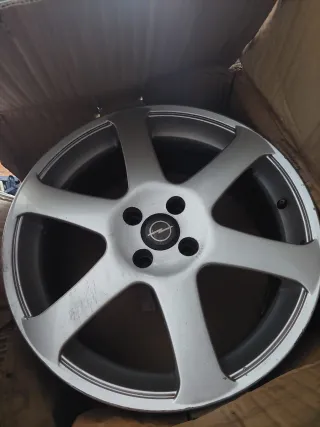 Llantas de aleación Opel