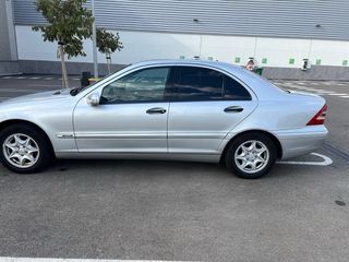 Mercedes-Benz Clase C 200