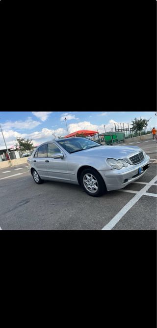 Mercedes-Benz Clase C 200