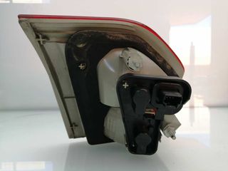 PILOTO TRASERO DERECHO RENAULT FLUENCE (3)