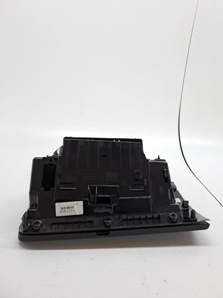 GUANTERA VOLVO XC 40