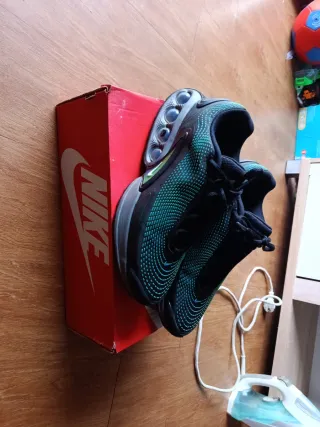 Nike Air Max DN Negro/Verde(original)