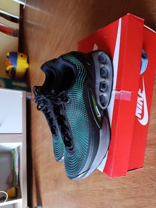 Nike Air Max DN Negro/Verde(original)