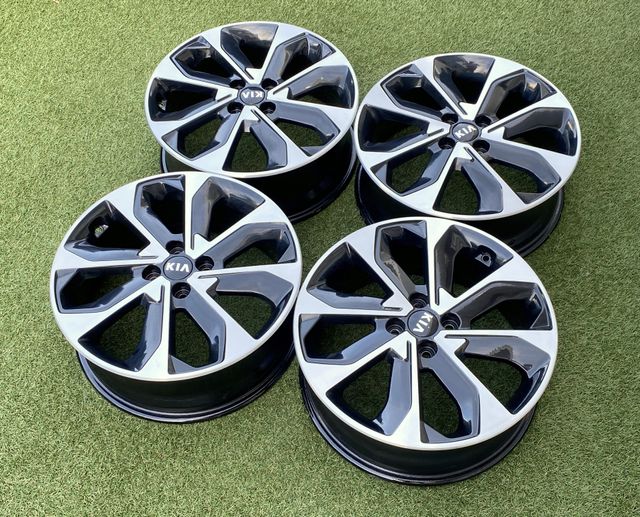 Llantas Originales Kia 17" - Impolutas