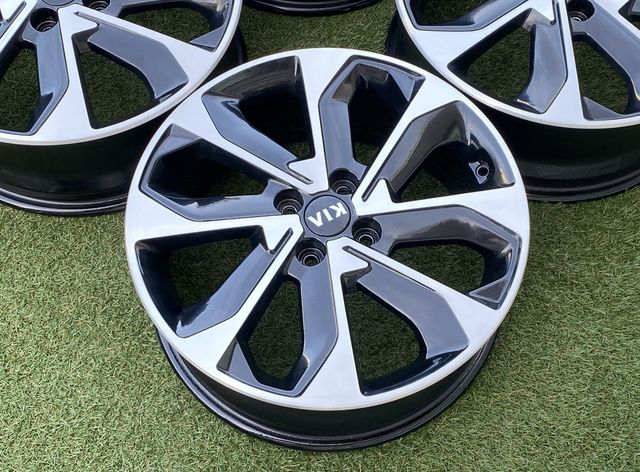 Llantas Originales Kia 17" - Impolutas