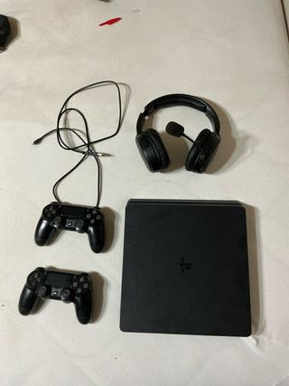 Consola PS4 Slim Negra+2 Mandos+Cascos+Cargador 