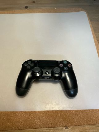 Consola PS4 Slim Negra+2 Mandos+Cascos+Cargador 