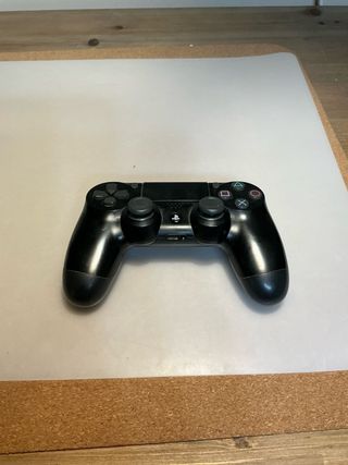 Consola PS4 Slim Negra+2 Mandos+Cascos+Cargador 