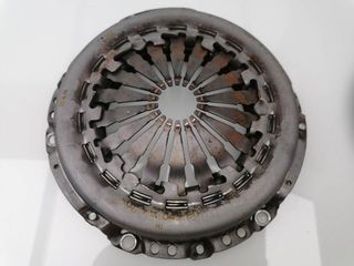 KIT EMBRAGUE PEUGEOT 208 (2)