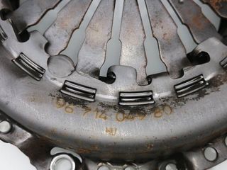 KIT EMBRAGUE PEUGEOT 208 (2)