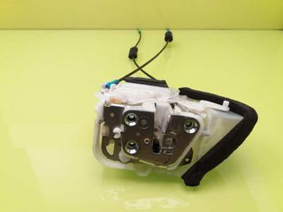 CERRADURA PUERTA TRASERA DERECHA SUBARU IMPREZA G12