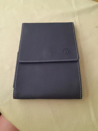 Portadocumentos Volkswagen Cuero Negro