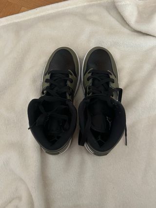 Zapatillas Nike Jordan 1 Mid Verde/Negro