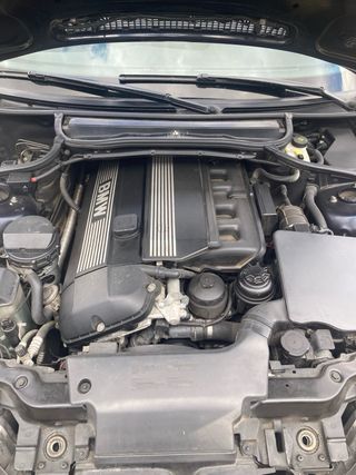 BMW Serie 3 325i Único dueño