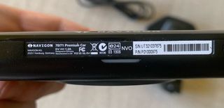 GPS NAVIGON 70/71 PREMIUM CAR con soporte original