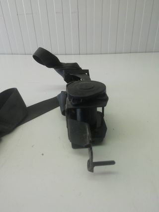 CINTURON SEGURIDAD DELANTERO DERECHO MITSUBISHI MONTERO (V20 (2)