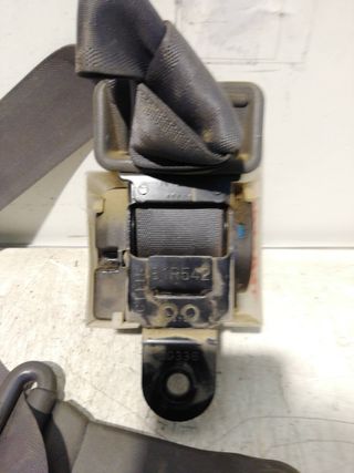 CINTURON SEGURIDAD TRASERO DERECHO MITSUBISHI MONTERO (V20/V