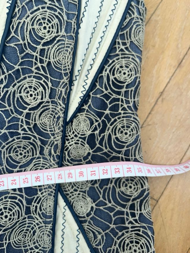 Corsé con cordones azul y blanco