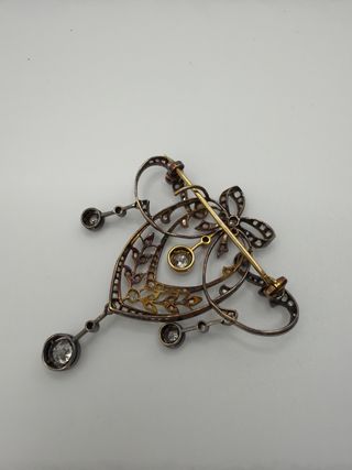 Broche Art Déco Oro 18k y Diamantes