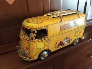 Furgoneta Volkswagen de chapa 