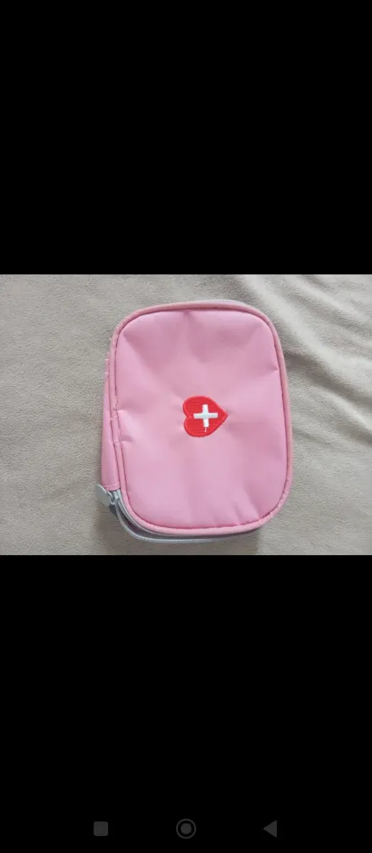 Set de viaje botellas y neceser