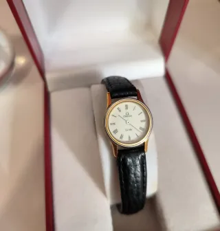 Reloj Omega Dorado y Negro Chapada de oro