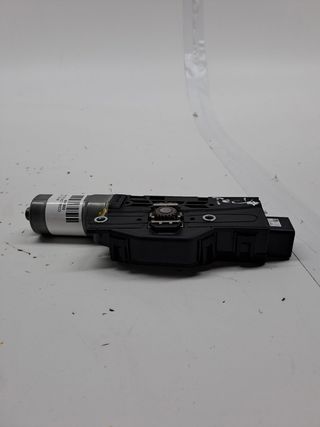 MOTOR TECHO ELECTRICO FORD FOCUS (2)