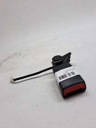 ENGANCHE CINTURON KIA CEED (2)